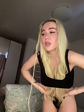 xDinnax online show from February 28, 2025, 11:47 am