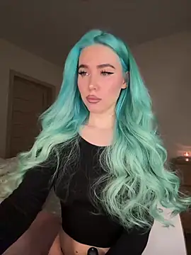 xDinnax online show from March 7, 2025, 2:12 pm