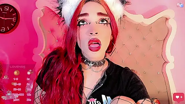LeyXandrabraz online show from May 27, 2026, 1:57 am