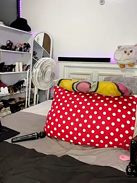 peeky pinky online show from November 13, 2025, 10:03 am