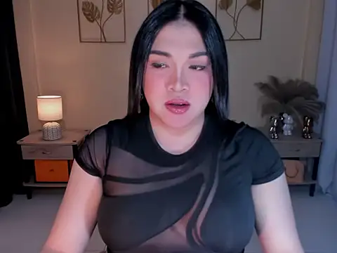 Snapshot of MaxeneCullens chatting on February 16, 2026, 4:41 am MaxeneCullens online show from February 16, 2026, 4:41 am