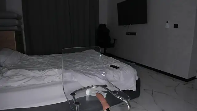 Snapshot of Devil_Minds chatting on November 7, 2025, 4:12 am Devil Minds online show from November 7, 2025, 4:12 am