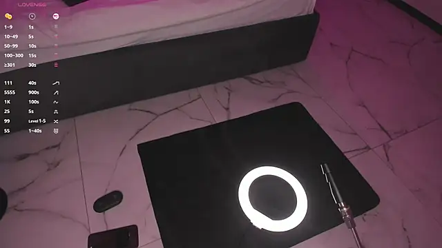 Snapshot of Devil_Minds chatting on December 19, 2025, 11:23 pm Devil Minds online show from December 19, 2025, 11:23 pm