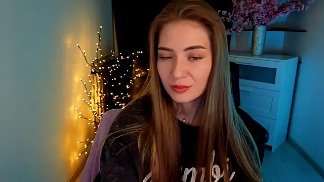 Adelyna Bird online show from April 16, 2026, 6:36 am