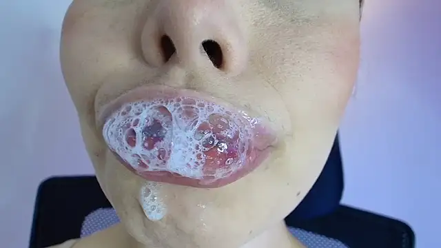 Snapshot of lisbet21x chatting on January 11, 2026, 7:52 pm lisbet21x online show from January 11, 2026, 7:52 pm