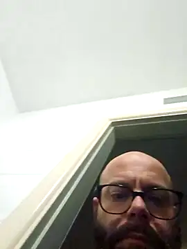 Dolceporco19 online show from November 10, 2025, 5:45 pm