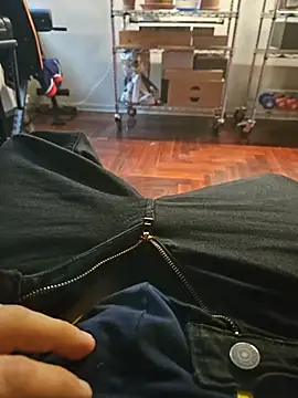 Dolceporco19 online show from November 20, 2025, 2:28 pm