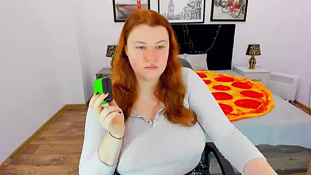 PolinaSalvatore online show from December 19, 2024, 8:34 am