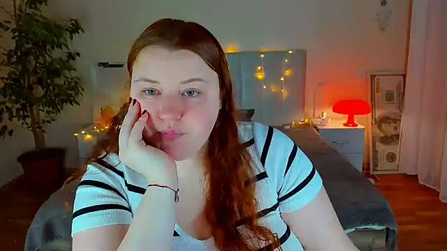 Snapshot of PolinaSalvatore chatting on February 20, 2026, 7:14 pm PolinaSalvatore online show from February 20, 2026, 7:14 pm