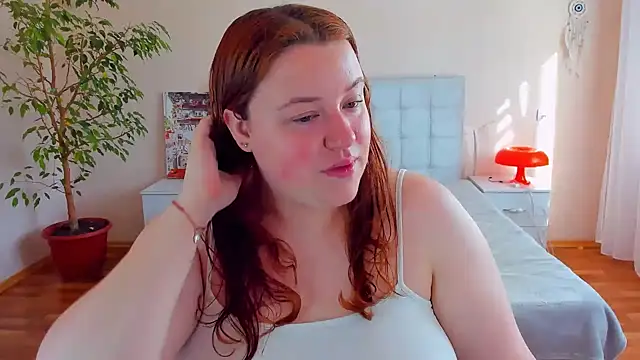 PolinaSalvatore online show from May 29, 2026, 3:48 am