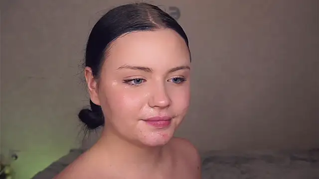 missbeatriss online show from January 31, 2025, 4:38 pm