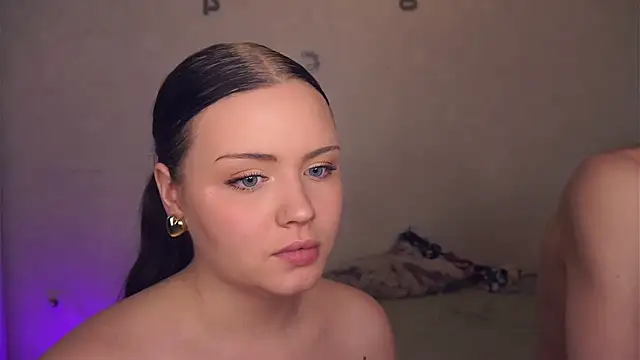 missbeatriss online show from February 3, 2025, 3:27 pm