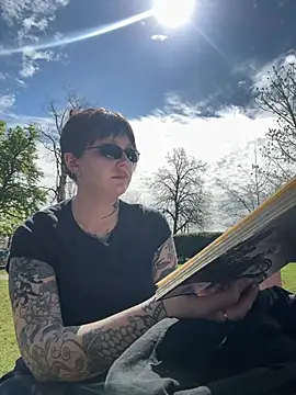 SweetMaisie online show from April 10, 2026, 7:29 pm