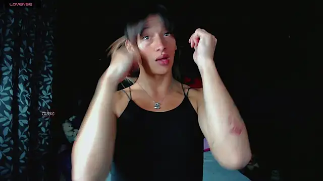 Snapshot of Summer_XO chatting on January 23, 2025, 1:51 am Summer XO online show from January 23, 2025, 1:51 am