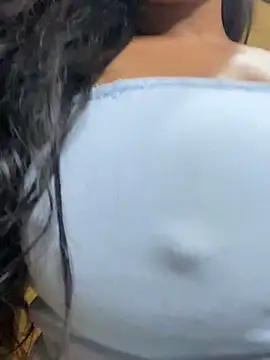 Snapshot of bea3liz chatting on February 20, 2025, 2:18 am bea3liz online show from February 20, 2025, 2:18 am