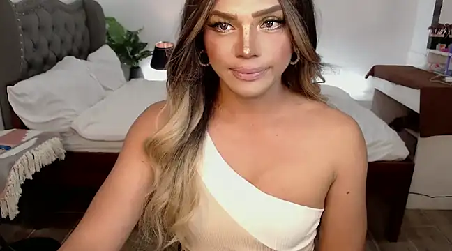 liaa lurrecams online show from January 21, 2025, 12:50 pm