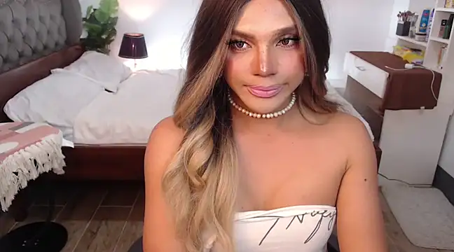 liaa lurrecams online show from March 12, 2025, 6:55 pm