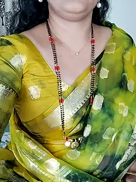 Snapshot of Indian_desi_wife chatting on June 27, 2026, 2:38 am Indian desi wife online show from June 27, 2026, 2:38 am