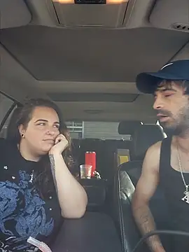 Snapshot of studda27 chatting on September 27, 2025, 10:37 pm studda27 online show from September 27, 2025, 10:37 pm