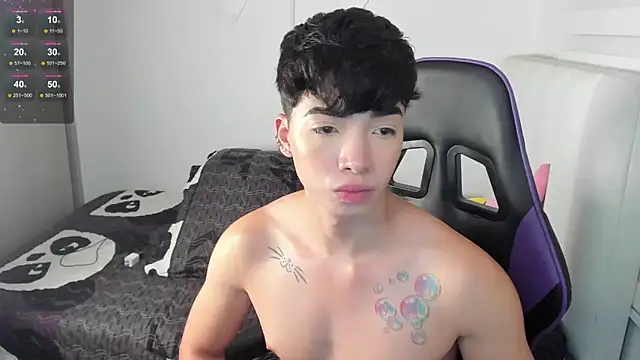 santy7v7 online show from December 8, 2024, 4:39 pm