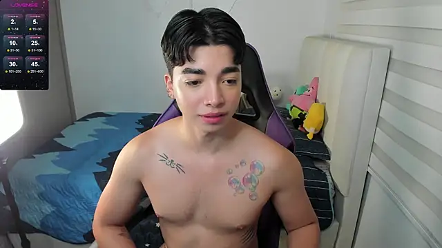 santy7v7 online show from October 4, 2025, 12:25 pm