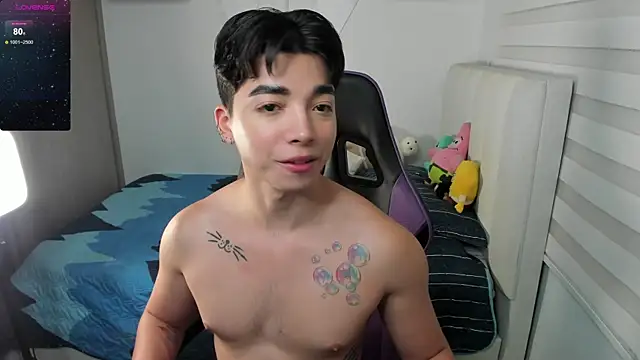 santy7v7 online show from October 9, 2025, 1:20 pm