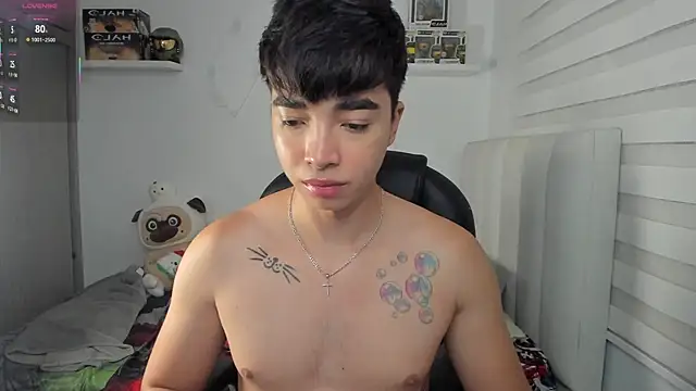 santy7v7 online show from April 7, 2026, 1:33 pm