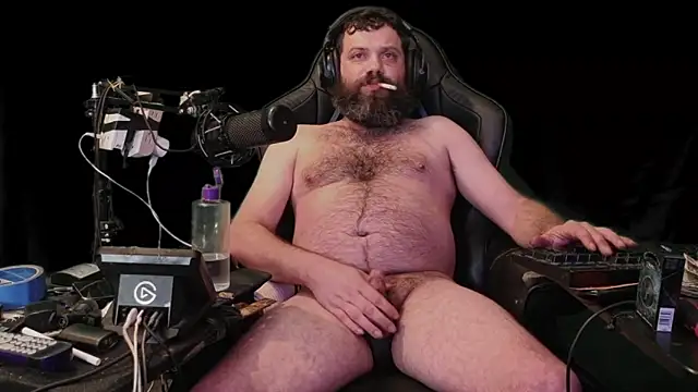 Snapshot of st0n3y chatting on March 12, 2026, 3:01 am st0n3y online show from March 12, 2026, 3:01 am