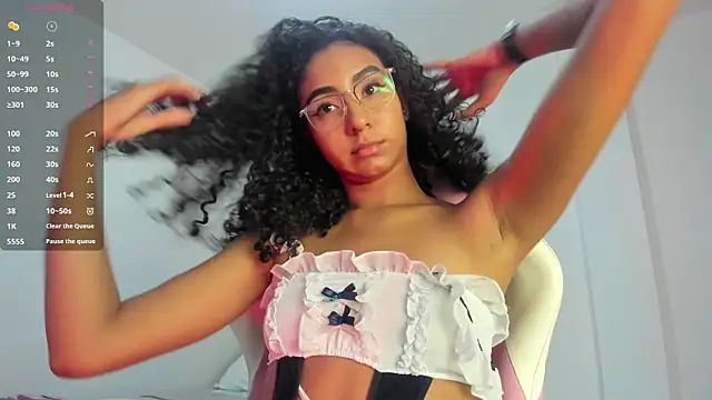 Snapshot of khaliope chatting on February 24, 2026, 2:26 pm khaliope online show from February 24, 2026, 2:26 pm