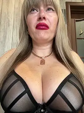 Kittenforyou online show from March 26, 2026, 12:44 pm