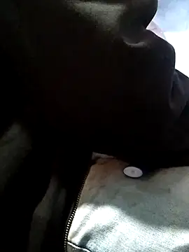 Wero4200 online show from December 15, 2025, 9:41 pm