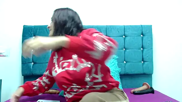 valentinaricothx online show from November 25, 2025, 12:16 pm