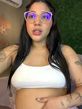 Snapshot of Amandanauty chatting on January 14, 2025, 6:34 am Amandanauty online show from January 14, 2025, 6:34 am