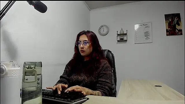 Snapshot of Scarlett_Sen chatting on February 27, 2025, 3:48 pm Scarlett Sen online show from February 27, 2025, 3:48 pm