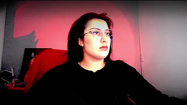 Scarlett Sen online show from February 17, 2026, 1:07 pm