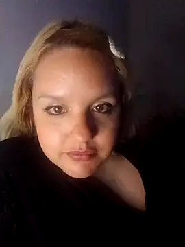 Snapshot of shaynarg chatting on November 18, 2025, 5:12 am shaynarg online show from November 18, 2025, 5:12 am