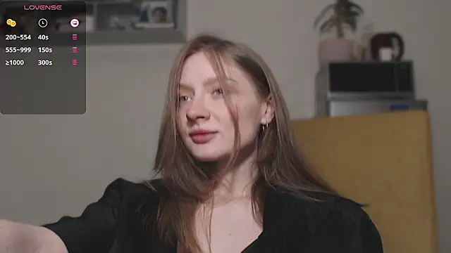 Snapshot of mollytuck chatting on December 2, 2024, 3:36 pm mollytuck online show from December 2, 2024, 3:36 pm