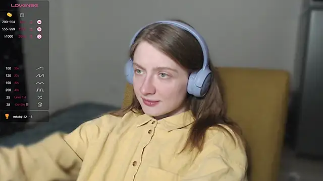 Snapshot of mollytuck chatting on December 8, 2024, 1:58 pm mollytuck online show from December 8, 2024, 1:58 pm