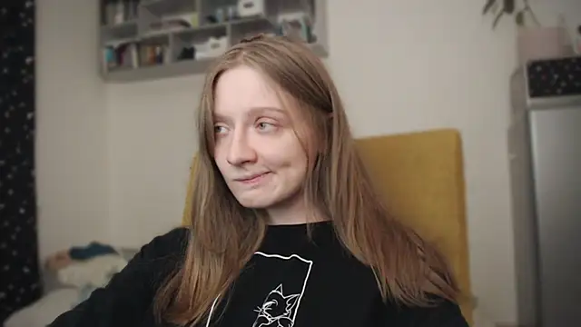 Snapshot of mollytuck chatting on January 3, 2025, 3:33 pm mollytuck online show from January 3, 2025, 3:33 pm