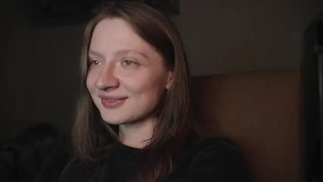 Snapshot of mollytuck chatting on January 10, 2025, 1:41 pm mollytuck online show from January 10, 2025, 1:41 pm