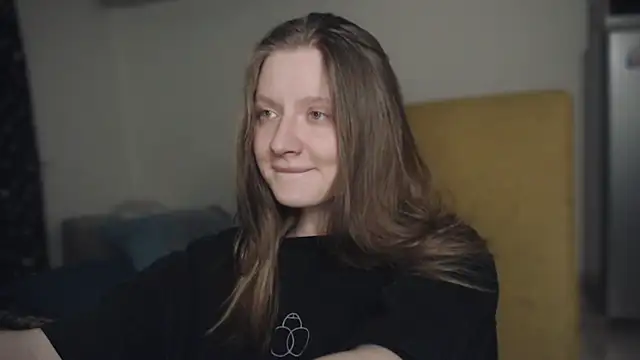 Snapshot of mollytuck chatting on January 18, 2025, 3:05 pm mollytuck online show from January 18, 2025, 3:05 pm