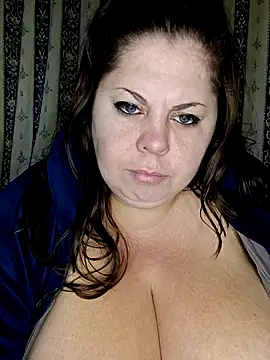 Ginabig online show from November 18, 2025, 3:56 am