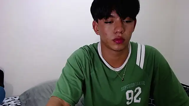 Snapshot of Apolo__lommelli chatting on January 10, 2026, 1:07 am Apolo lommelli online show from January 10, 2026, 1:07 am