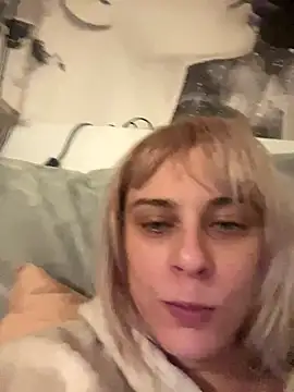 Snapshot of MarikaWild93 chatting on December 6, 2024, 10:19 pm MarikaWild93 online show from December 6, 2024, 10:19 pm