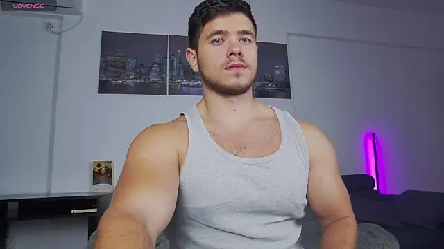 Snapshot of Arilas_ chatting on November 8, 2025, 7:19 am Arilas online show from November 8, 2025, 7:19 am