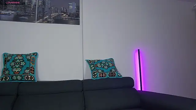 Snapshot of Arilas_ chatting on November 20, 2025, 1:33 pm Arilas online show from November 20, 2025, 1:33 pm