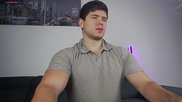 Snapshot of Arilas_ chatting on November 29, 2025, 7:11 am Arilas online show from November 29, 2025, 7:11 am