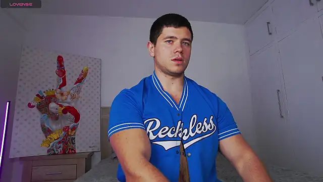 Snapshot of Arilas_ chatting on February 17, 2026, 8:33 am Arilas online show from February 17, 2026, 8:33 am