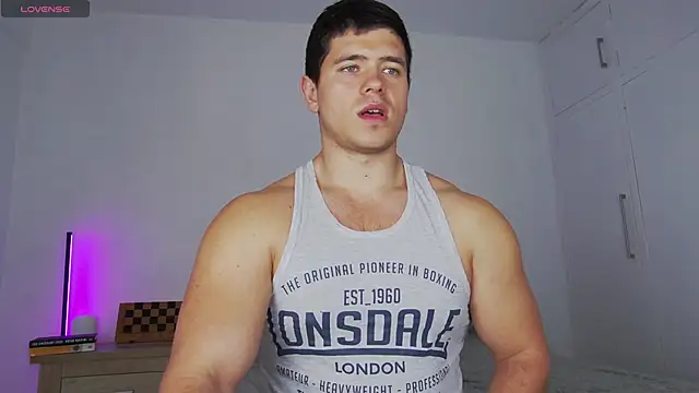 Snapshot of Arilas_ chatting on February 26, 2026, 8:13 am Arilas online show from February 26, 2026, 8:13 am