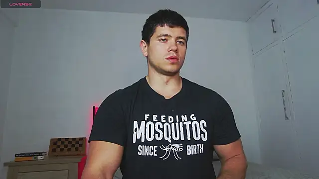 Snapshot of Arilas_ chatting on February 28, 2026, 7:42 am Arilas online show from February 28, 2026, 7:42 am